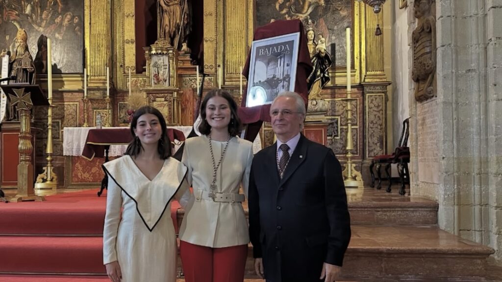 Presentadora, Cartelista y Hermano Mayor de la Cofradía del Señor d ela Salud y de las Aguas de Antequera